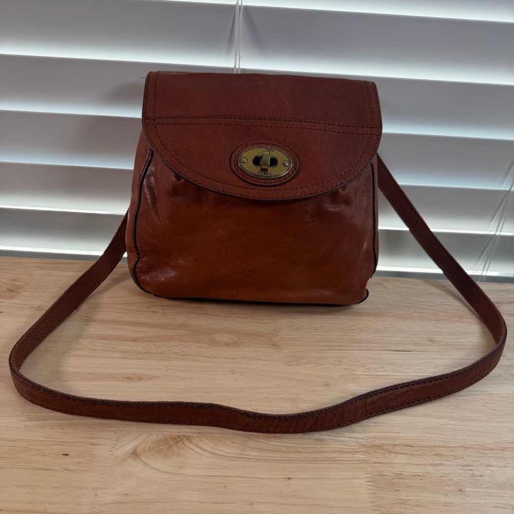 Vintage 1954 Fossil Long Live‎ Brown Leather Adjustable Crossbody Strap Bag